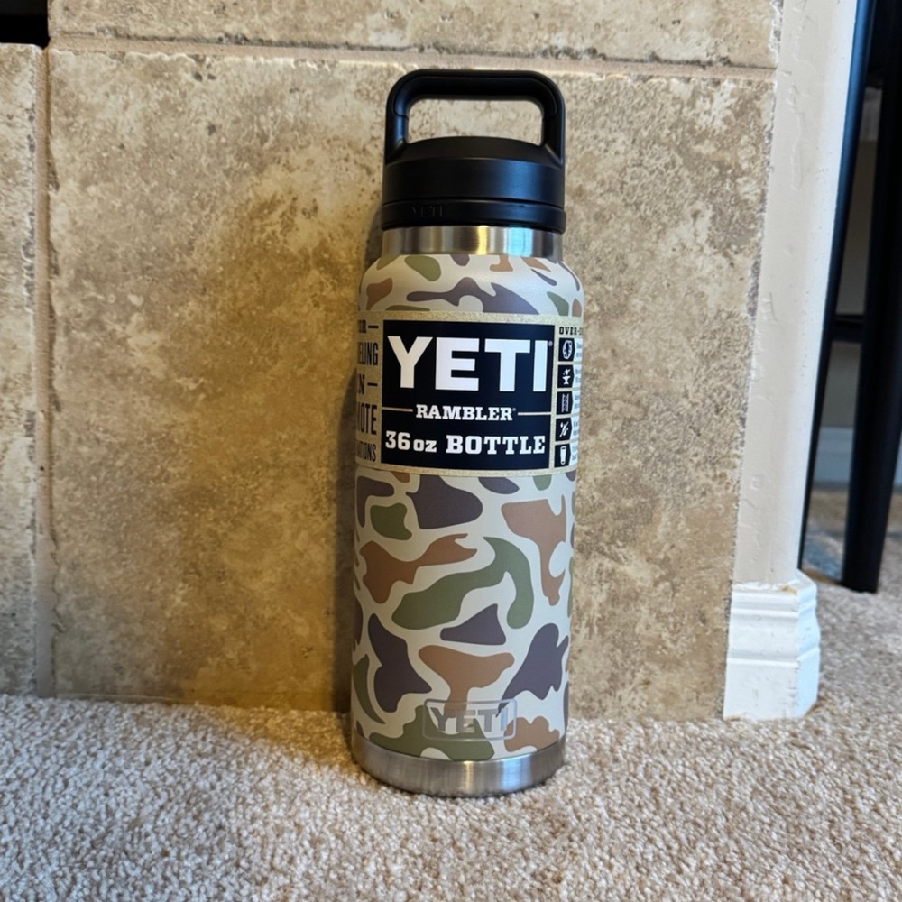 Yeti Camo 36oz bottle- Sold out
